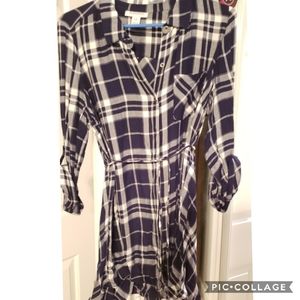 **Maternity** Navy blue plaid